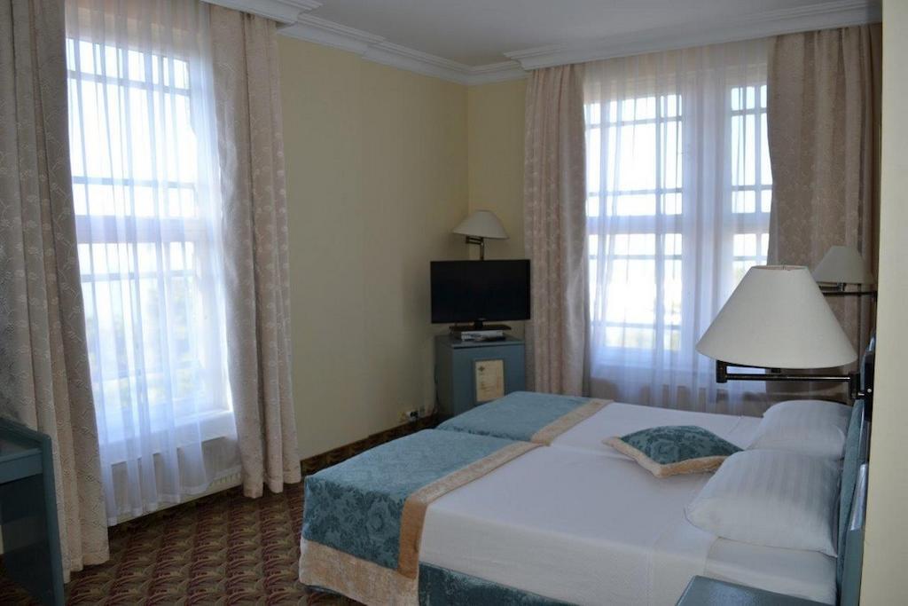 Merit Halki Palace Hotel Heybeliada Zewnętrze zdjęcie